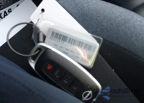 2025 Nissan Versa 1.6 Sv z USA, uszkodzony, nr VIN 3N1CN8EV5SL832380